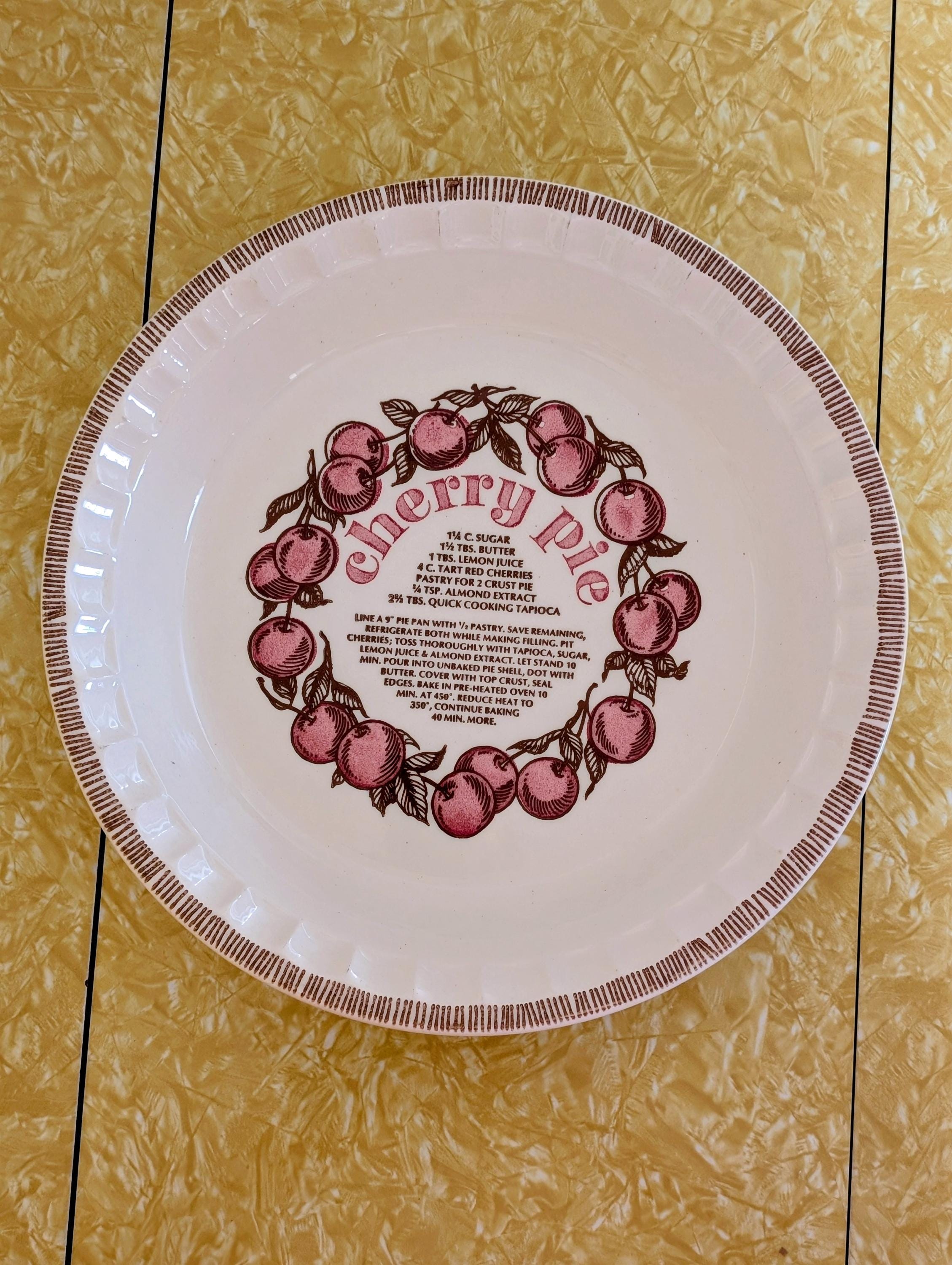 Collector Plates Royal China Jeannette Strawberry Pie Plate Mid