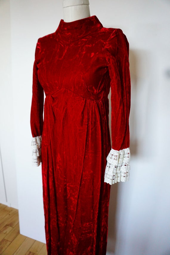 Junior size Vintage crushed velvet reproduction t