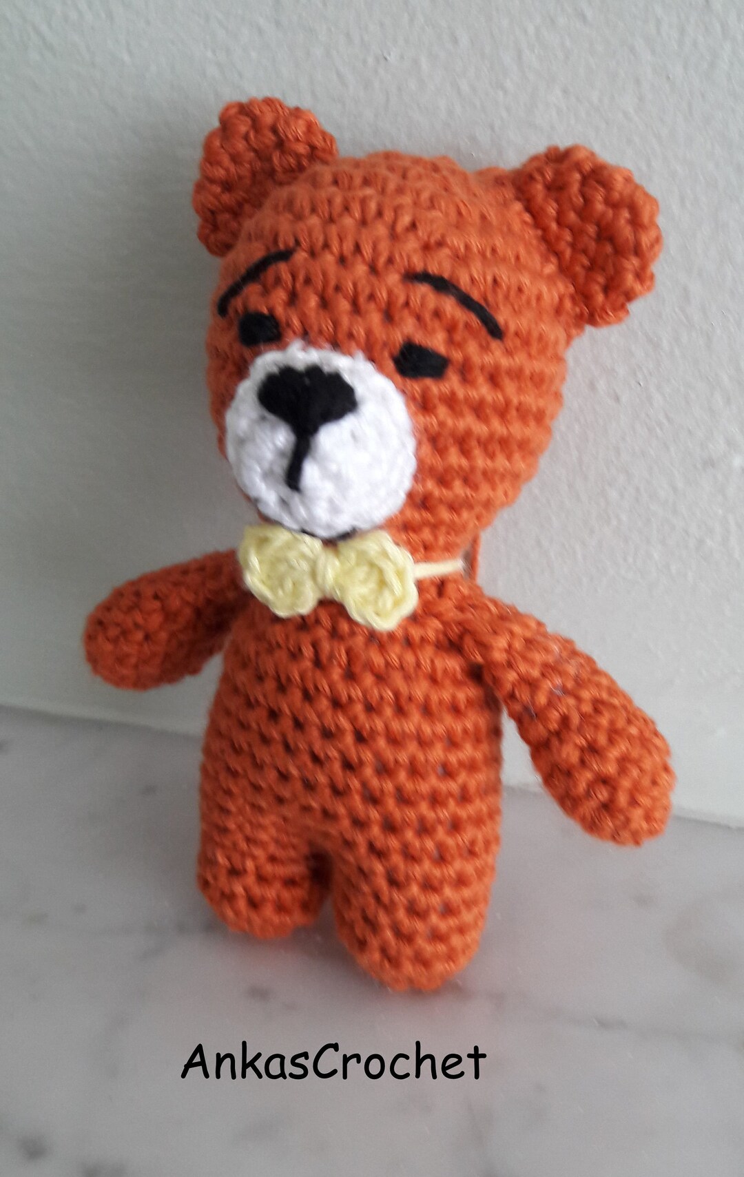 Ours Miniature Amigurumi Au Crochet Fait Main – Maison De Poupée échelle 1:12 – Peluche Micro Marron