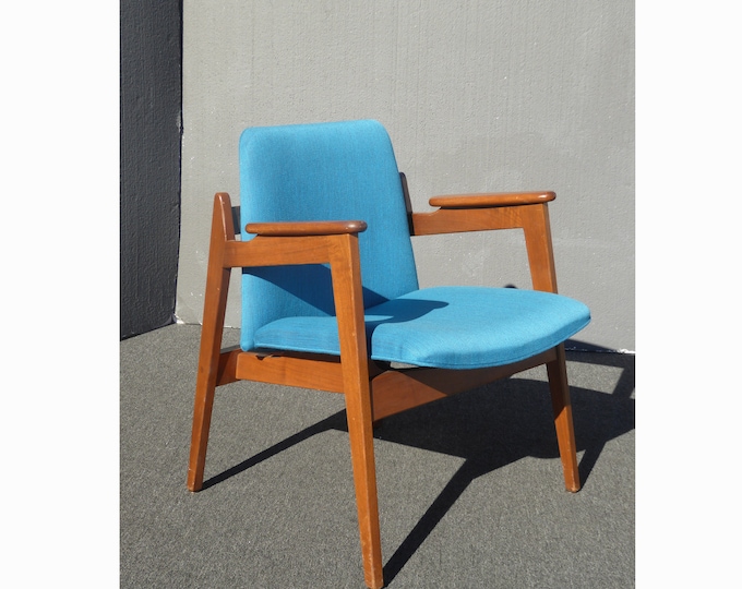 Vintage Mid Century Modern Milo Baughman Style Blue Accent Chair Clam Shell