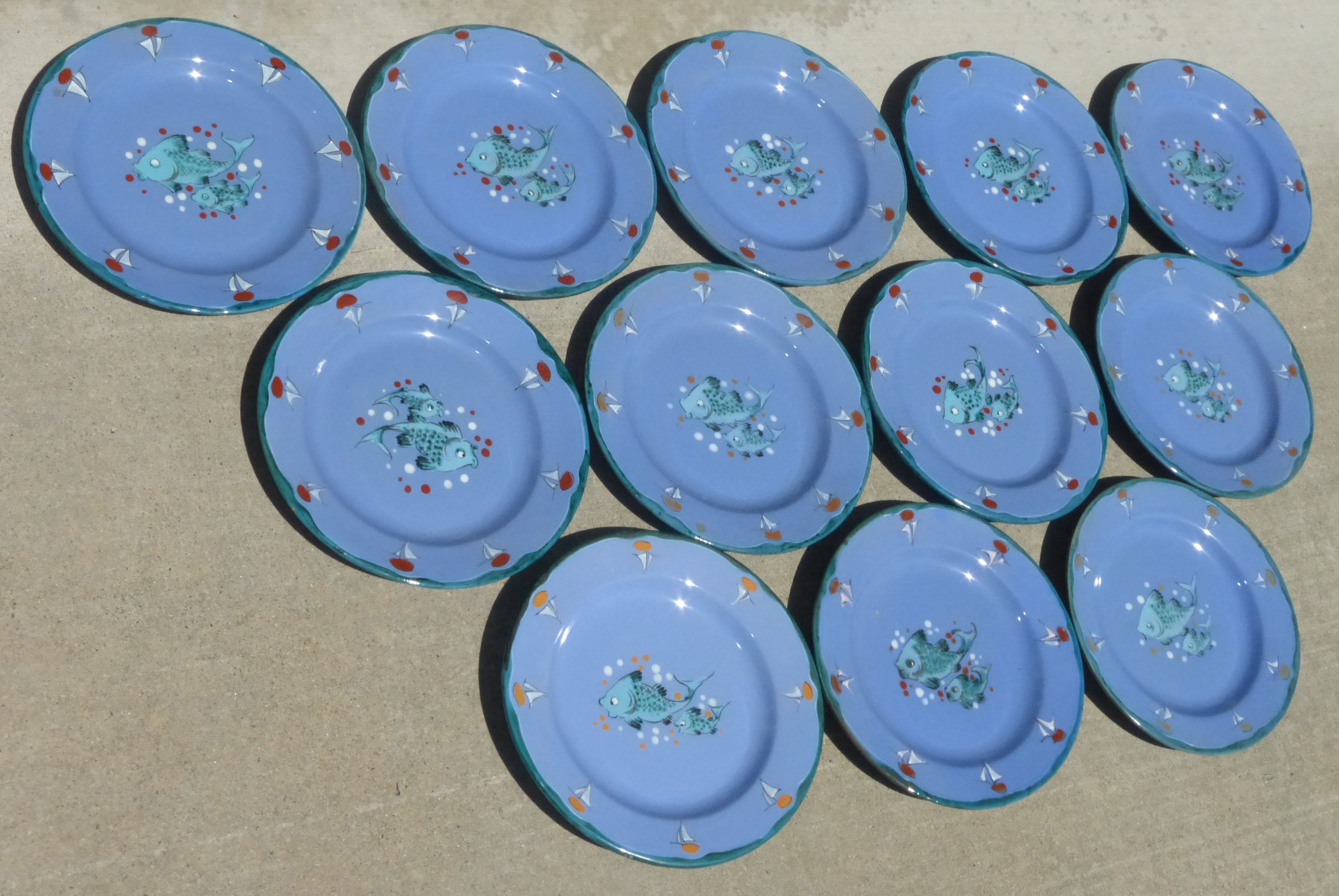 Vintage Set of Twelve Hand Painted Fish Dinnerware Plates Made in Italy
