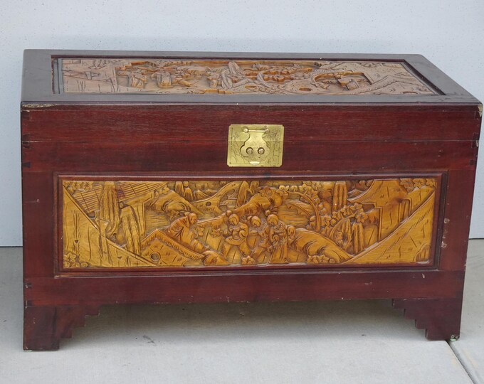 Vintage Chinese Asian Ornately Carved Wood Camphor Dorwy Hope Chest ~ Trunk