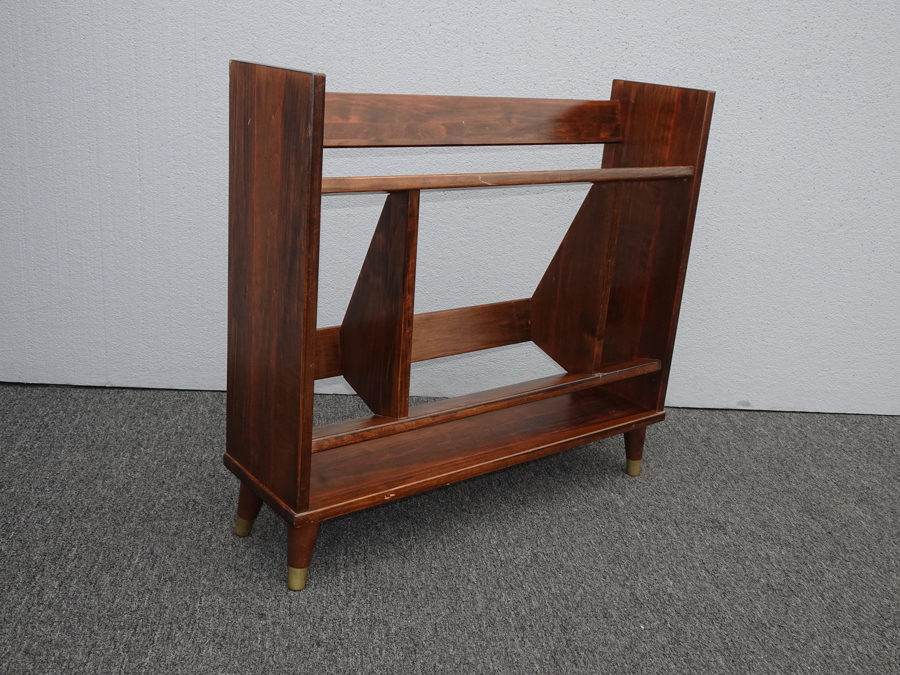 Vintage Mid Century Danish Modern Brown Bookcase w Peg Legs 2