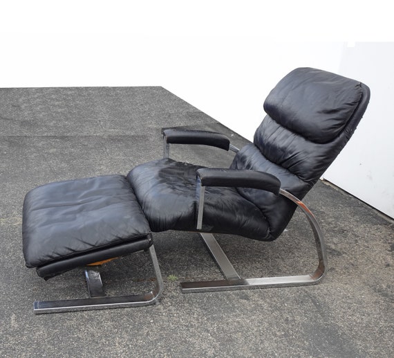 Vintage Milo Baughman Cantilever Black Chrome Lounge Chair and