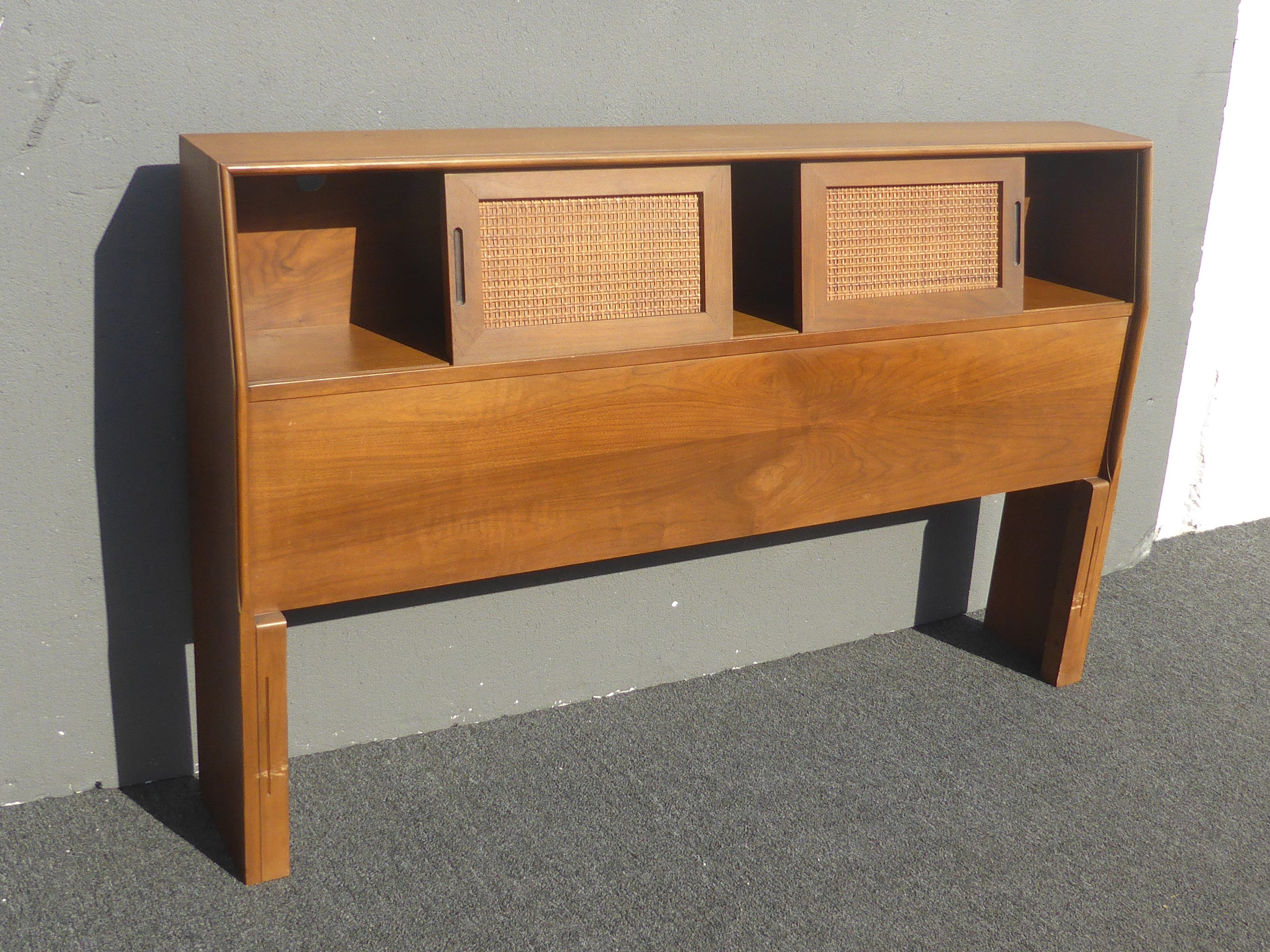 Vintage B.P. John MidCentury Modern Full SIze Headboard w Sliding Doors
