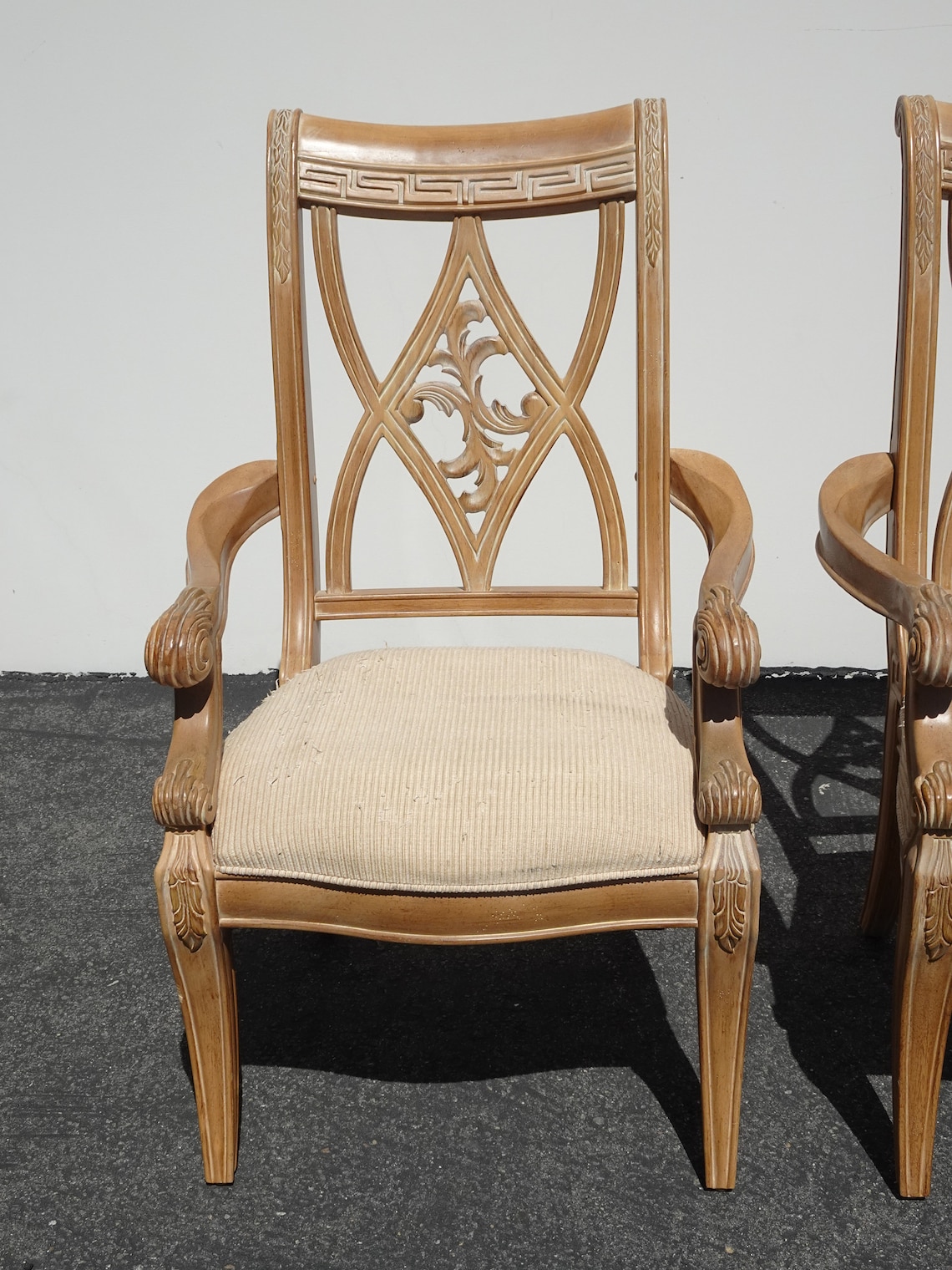 Pair Vintage Bernhardt Furniture Solid Wood Dining Room Armchairs