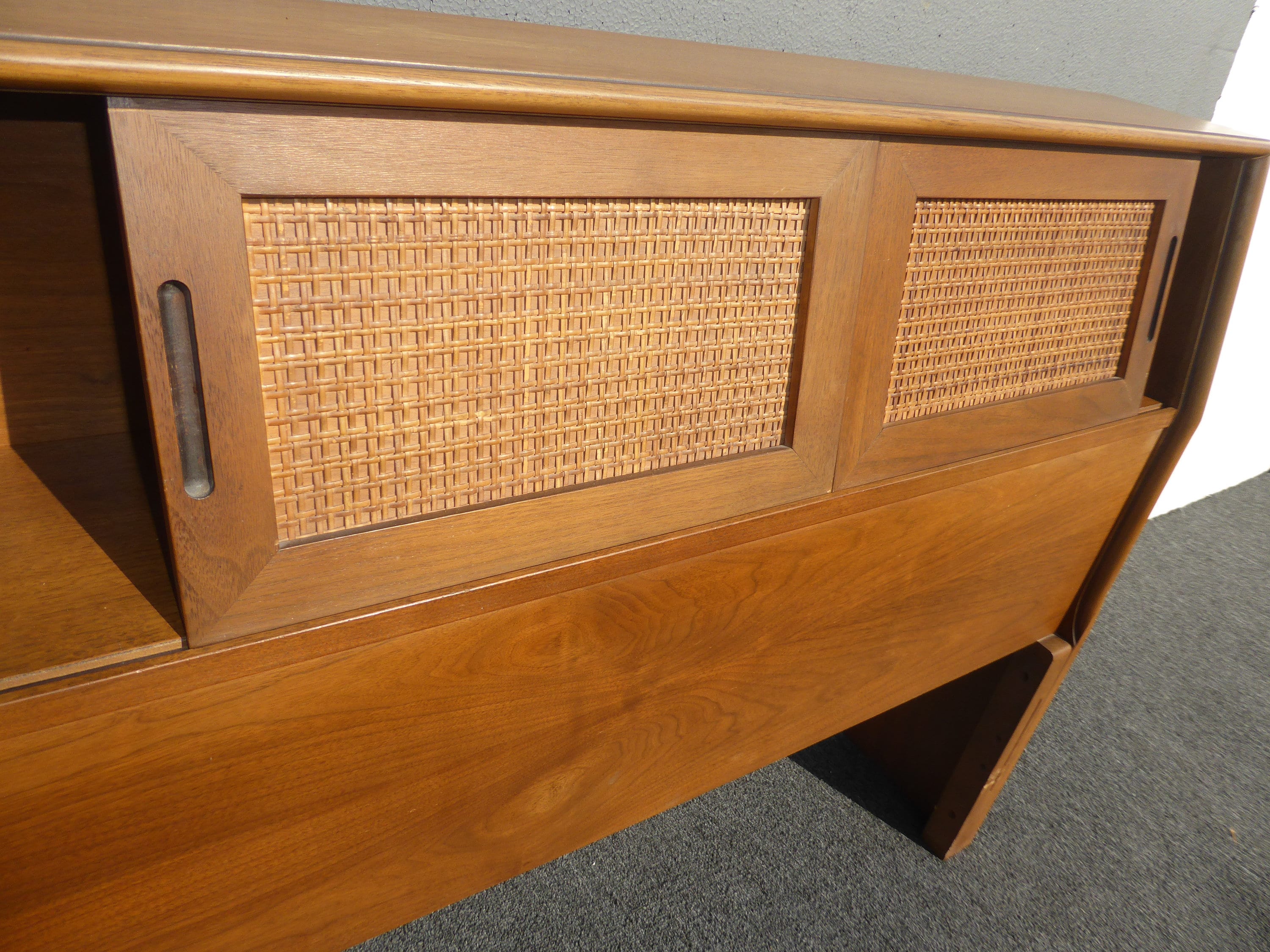 Vintage B.P. John MidCentury Modern Full SIze Headboard w Sliding Doors