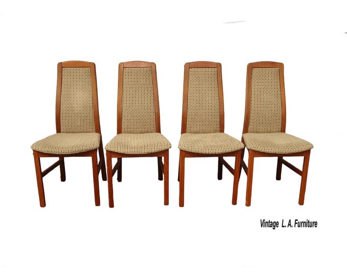 Set of Four Mid Century Modern Dining Room Chairs
