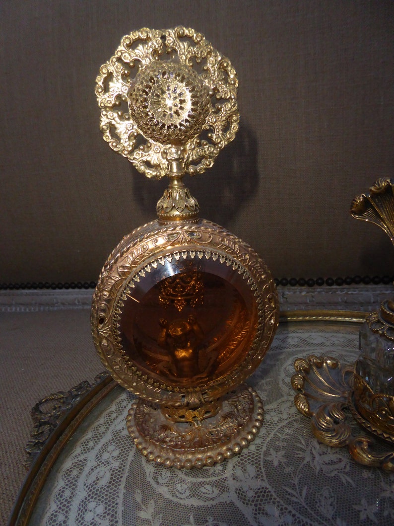Vintage Ornate Ormolu Gold Filigree Perfume Tray w 3 Glass Perfume Bottles image 2
