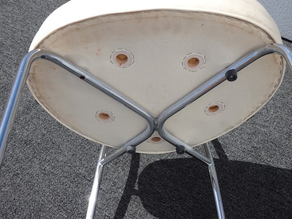 Mid century 2024 modern vanity chair