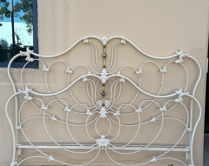 Vintage Elliott's Designs White Cast Iron Brass Queen/King Headboard / Footboard