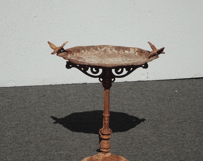 Vintage Rustic French County Iron Birdbath
