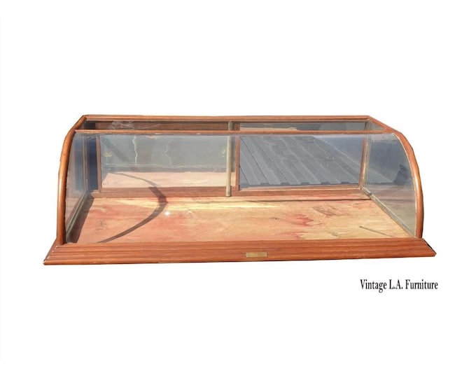 Antique Mercantile Store Curved Glass Counter Top Display Case Murray Spink & Co
