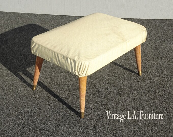Vintage Mid Century Modern Cream White Ottoman w Peg Legs