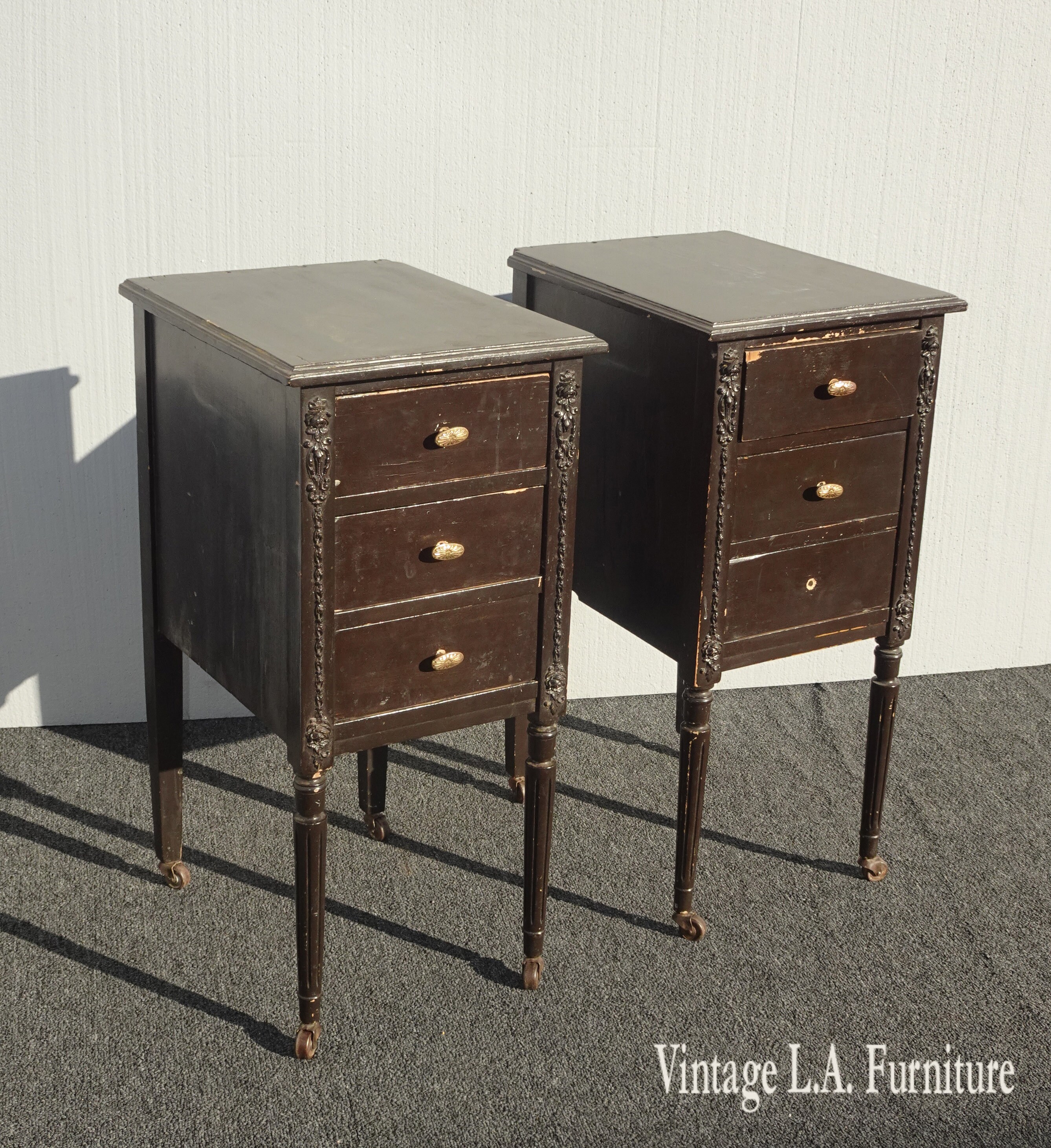 Pair of Vintage French Provincial Louis XVI Brown Nightstands Asis
