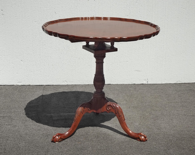 Vintage, Baker, baker furniture,  Chippendale, Style, Tilt Top, Pie Crust, Side Table