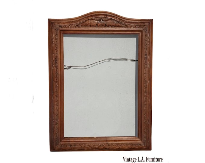 Vintage Solid Wood Brown Federal Style Picture Frame w an Eagle Motif