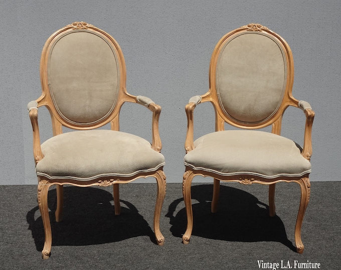Pair of Vintage French Country Suede Bergere Side Chairs 2of8