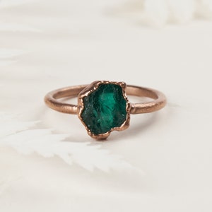 Raw emerald ring, raw crystal engagement ring, raw stone engagement ring, uncut emerald ring, natural emerald ring, unique engagement ring