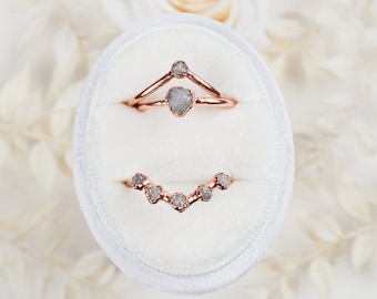 Rough diamond ring set, Raw diamond ring, raw stone engagement ring, raw diamond wedding ring, raw stone ring, alternative raw gemstone ring