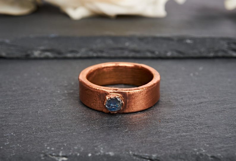 Montana Sapphire wedding band, raw sapphire ring men, customizable alternative copper male promise ring for him, rustic uncut rough gemstone image 4