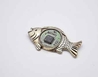 Fish shaped geek brooch Computer programmer engineer