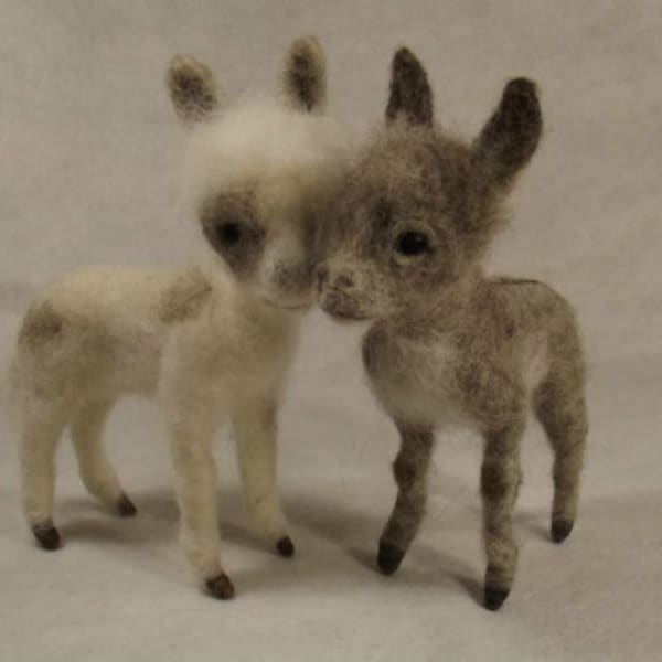 Needle felted pattern for a miniature donkey, needle felted donkey tutorial, PDF instant download tutorial, Needle felting tutorial