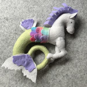 Felt plush Hippocampus PDF pattern and tutorial