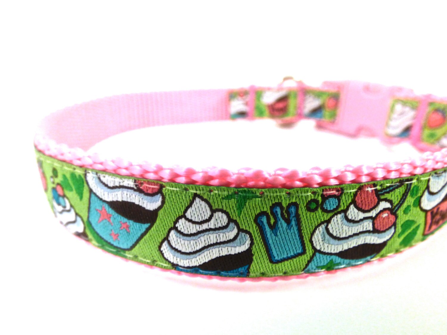 Cupcakes on green dog collar pink dog collar pink and green Etsy