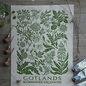 GOTLANDS BLOMMANDE VÄGKANTER (moss green) - handmade block print - linocut
