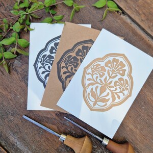 Carte de voeux ORNEMENT DE FLEURS - imprimée à la main