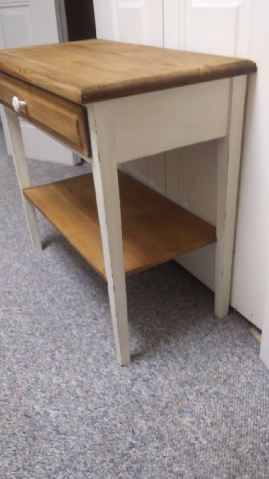 Distressed Farmhouse Cottage Chic Vermont Country Table With Shelf and