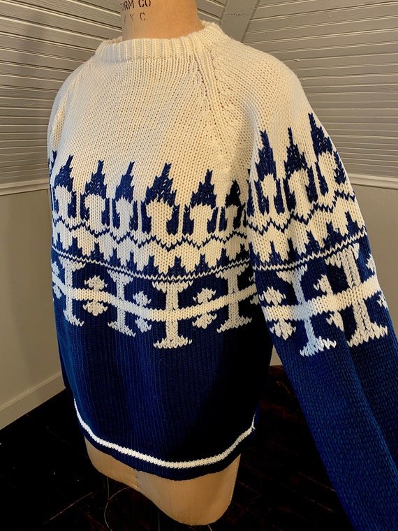 Vintage Corliss Blue & White Acrylic Sweater, Larg