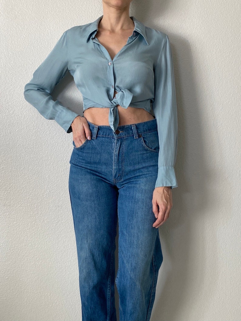 100/% Silk Light Blue Button Down Collared Blouse SM