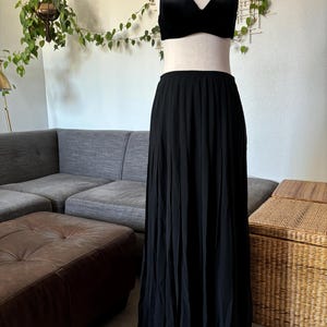 Vintage Seide Schwarz Maxi Midi Faltenrock Medium