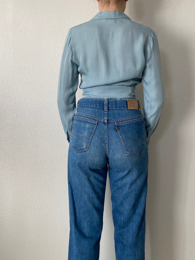 100/% Silk Light Blue Button Down Collared Blouse SM