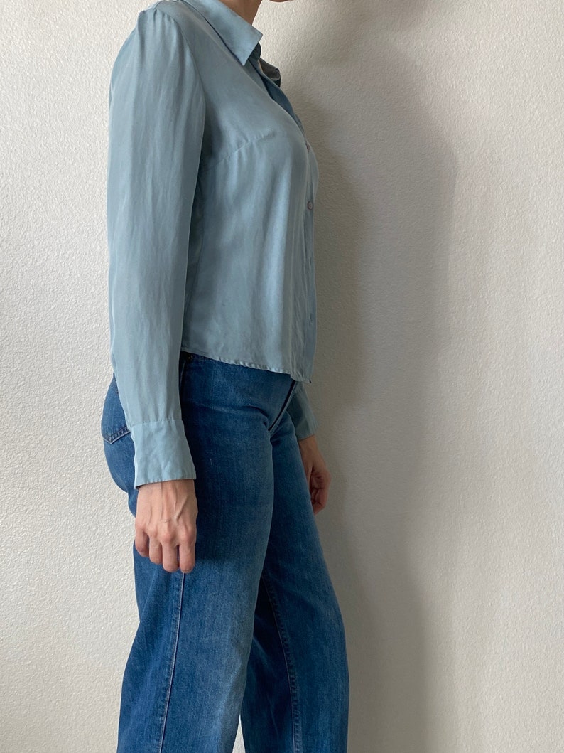 100/% Silk Light Blue Button Down Collared Blouse SM