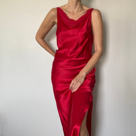 Vintage Victoria's Secret 100% Silk Long Nightgown