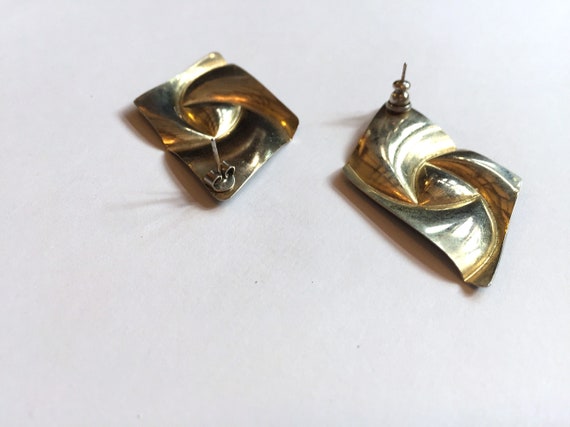 80s sculptural geometric gold toned and enamel ea… - image 5