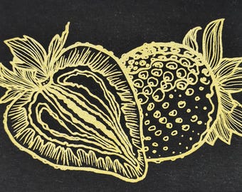Screen-printed patch "Strawberries" on organic fabric, approx. 18 x 26 cm, 1 piece. Strawberries, Organic, Screenprint, Handprinted