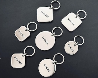 DICKE Aluminium Haustiermarke - Hohe Qualität - Einfaches, minimalistisches Design - Benutzerdefinierte Hand gestempelt - Hochleistungssilberfarbe - Hundekatze Welpe Kätzchen ID Name