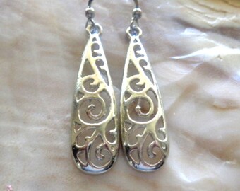 Silver earrings, filigree earrings, lead free earrings, teardrop earrings, hypo allergenic.