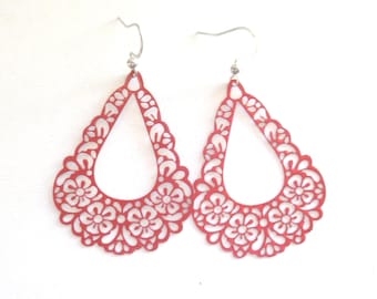 Red Filigree Teardrop Earrings: Lightweight Stainless Steel Flower Earrings