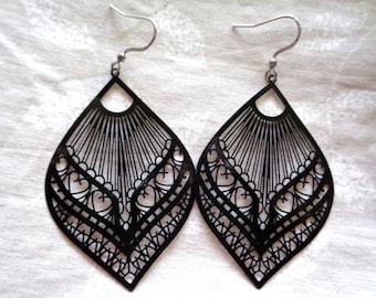 Black Filigree Heart Teardrop Earrings: Hypoallergenic Stainless Steel