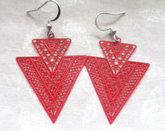 Red earrings, red filigree earrings, geometric earrings, lightweight earrings, hypo allergenic