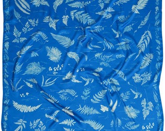 Cyan Silky Scarf - Vintage Inspired Silky Print (Blue)