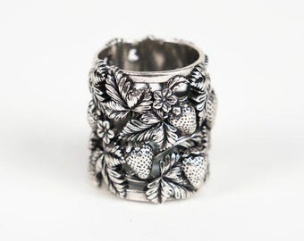 Strawberry Bandana Ring – Solid Brass Scarf Slide Accessory