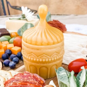 100% Beeswax Honey Pot - made out of real beeswax!