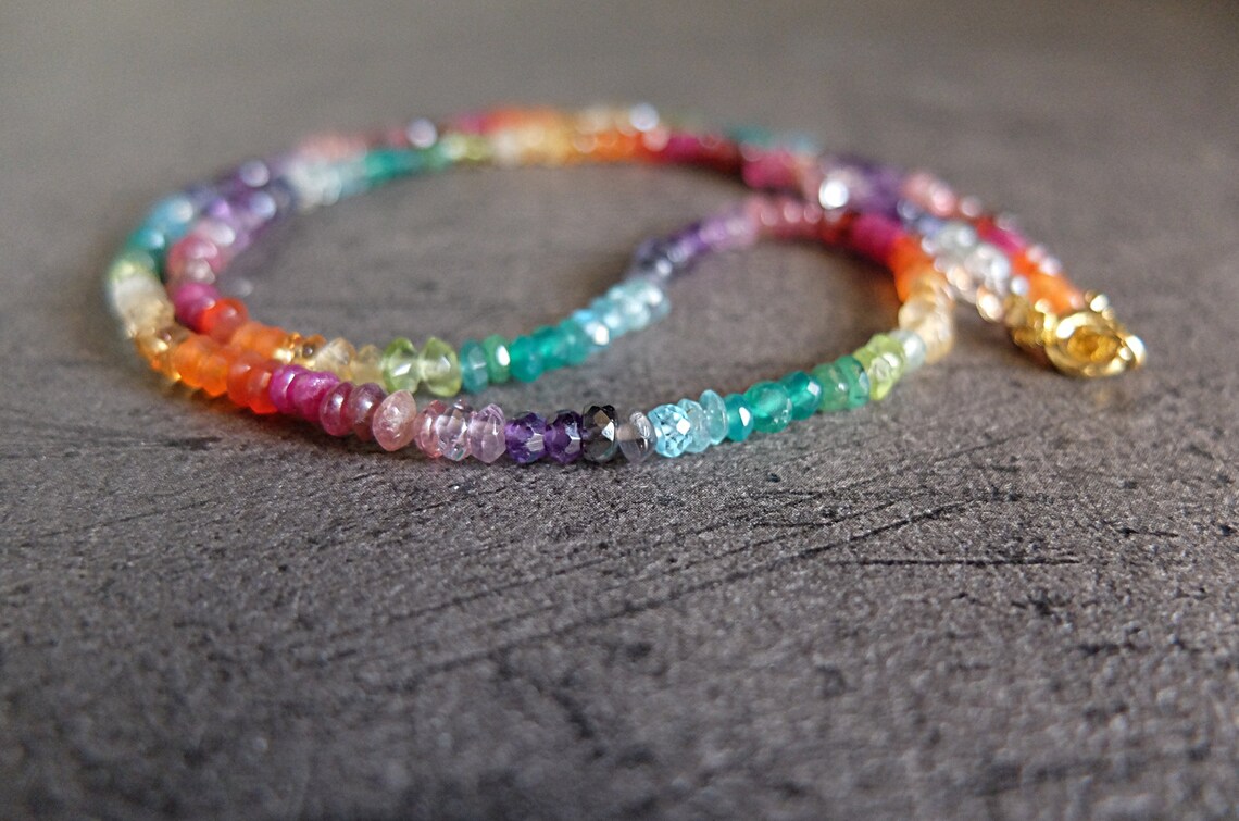 Bunte Farbverlauf Stein Halskette Regenbogen