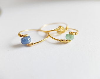 Bagues plaquées or avec rondelles facettées de pierres naturelles serties à la main, bague minimaliste avec racine de saphir, émeraude et citrine